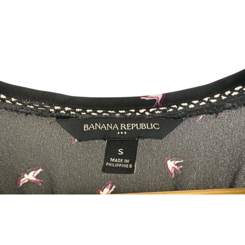 Banana‎ Republic Gray Ladder-Lace Bird Print Shift Dress Size S Chiffon Lined